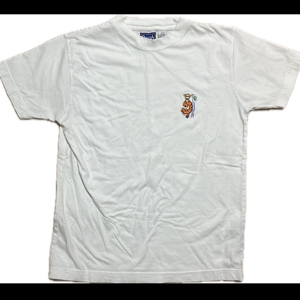 Vintage 90’s Embroidered Tigger Winnie the Pooh Disney White Medium T-shirt